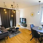 Luce Gold Apartment