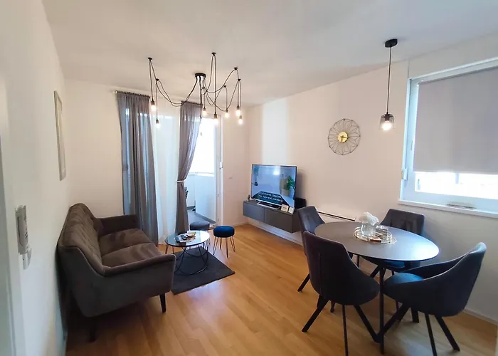 Luce Gold Apartment
