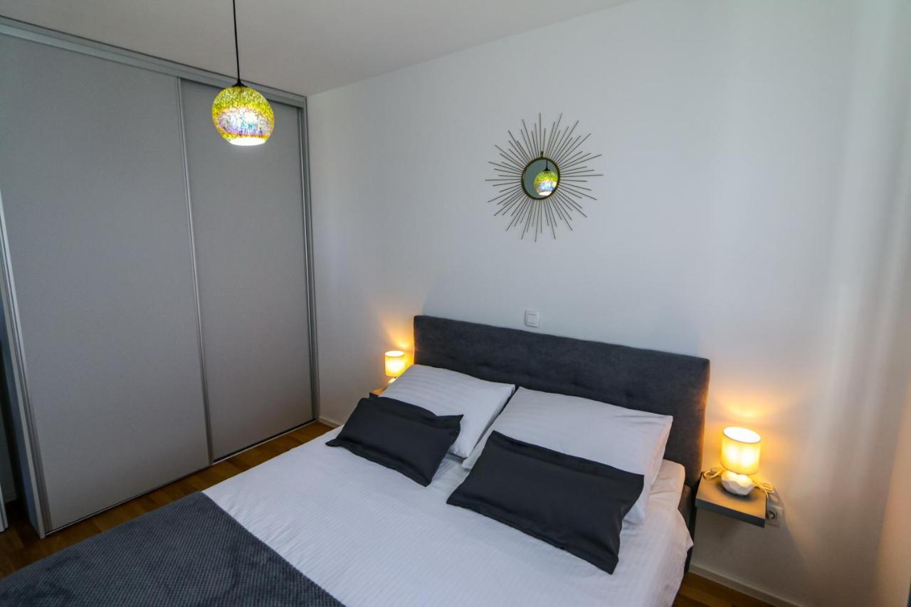 Luce Gold Apartment *